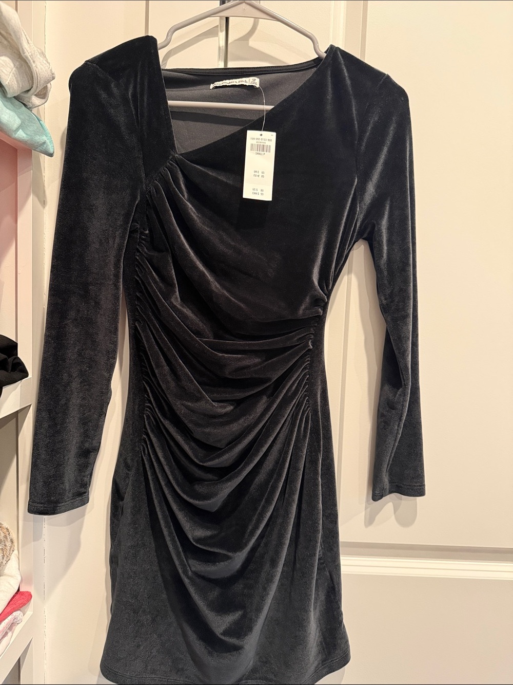 Abercrombie & Fitch Black Velvet Ruched Long-Sleeve Dress